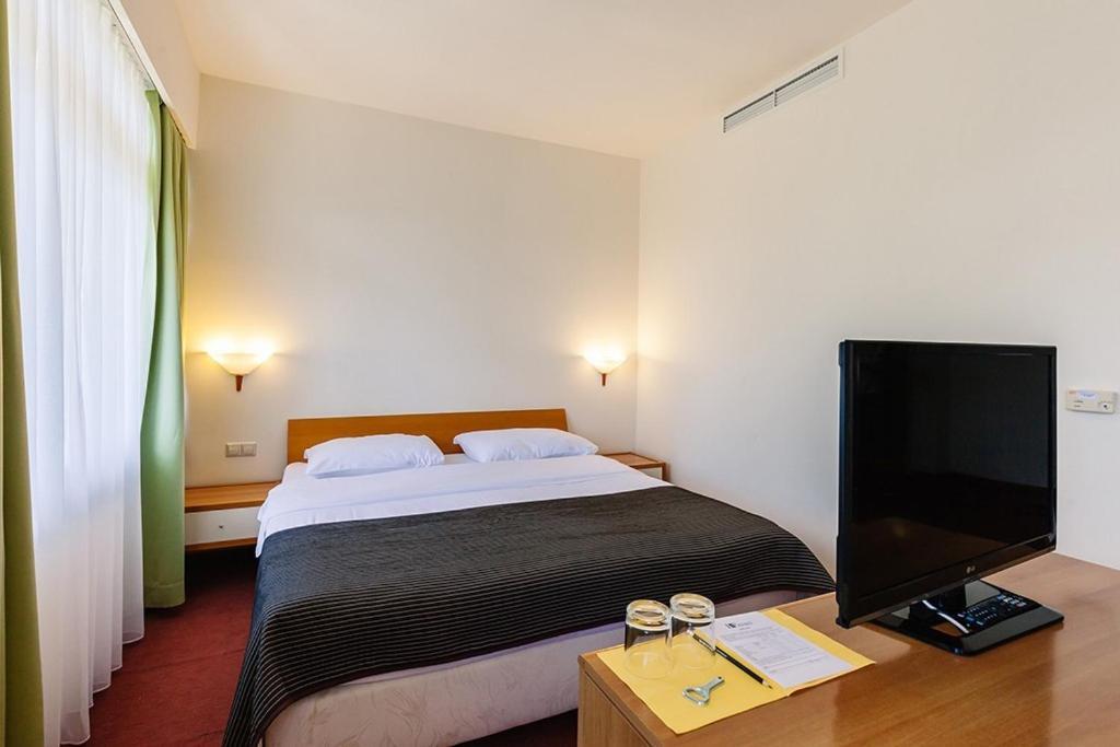 Hotel Plitvice Plitvicka Jezera Ngoại thất bức ảnh