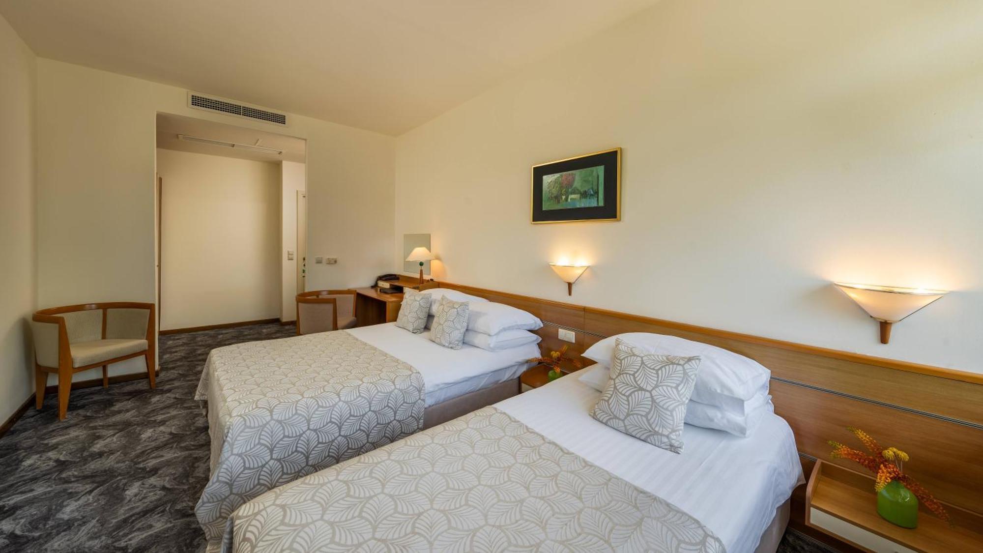 Hotel Plitvice Plitvicka Jezera Ngoại thất bức ảnh